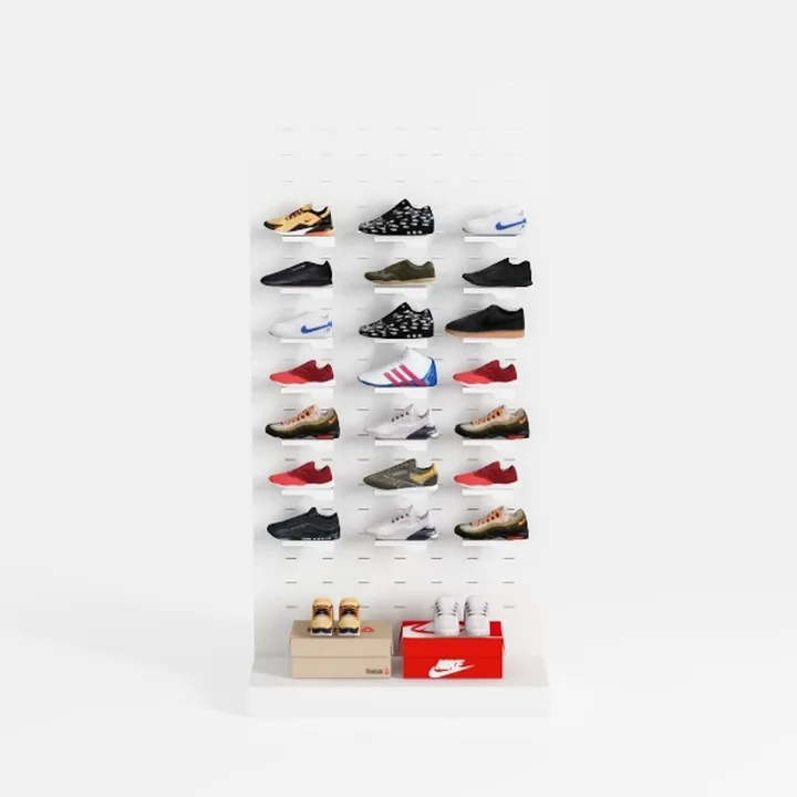 Sports shoes