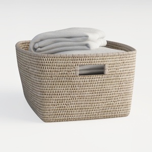 Selected Toiletries (20)