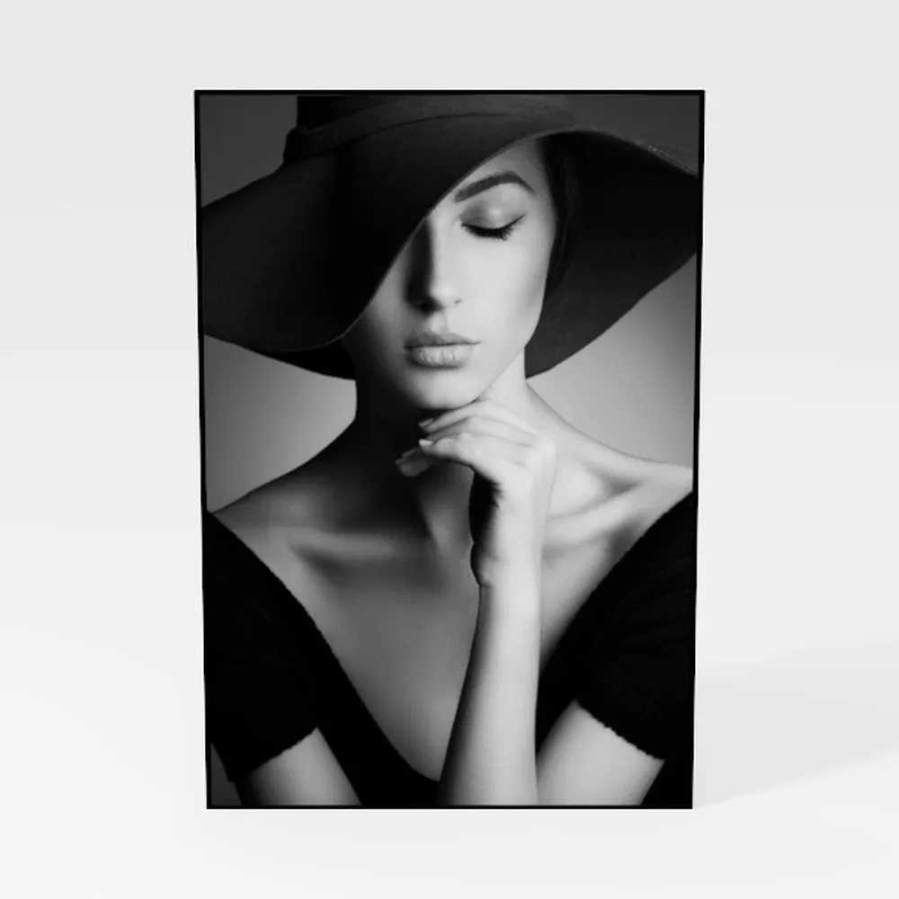 Paimuni Elegant Woman Canvas Wall Art for Living