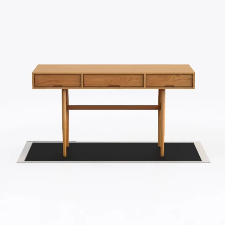 H135 Hall Table