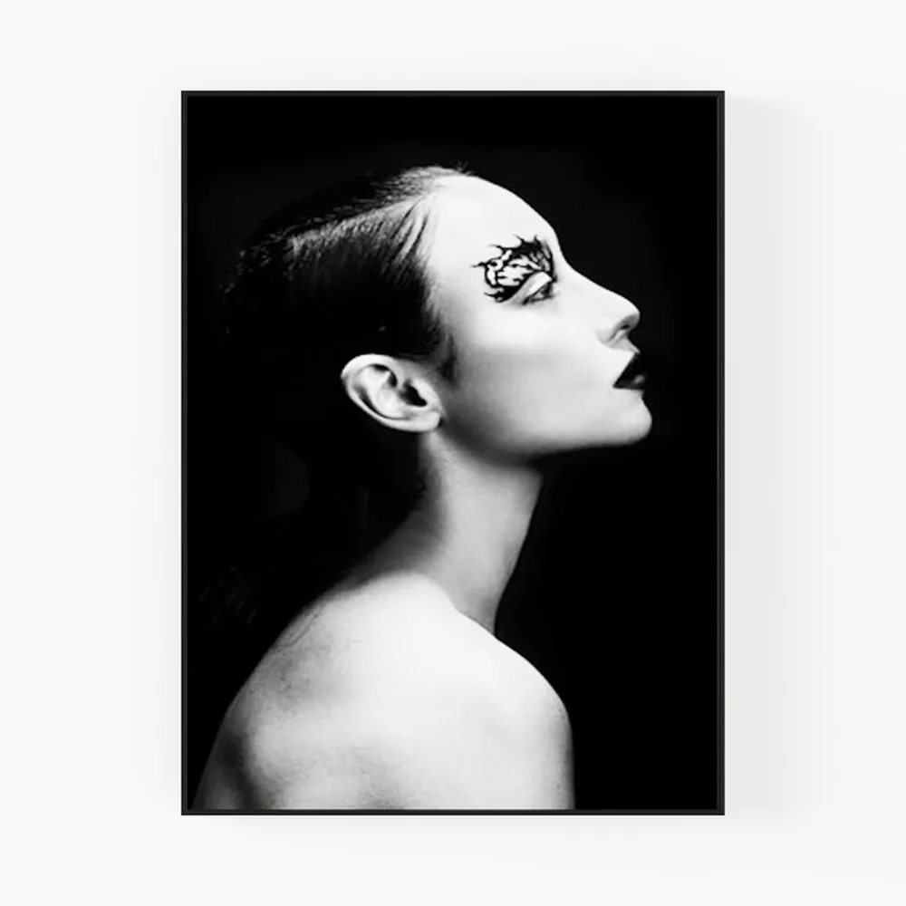 Paimuni Elegant Woman Canvas Wall Art for Living