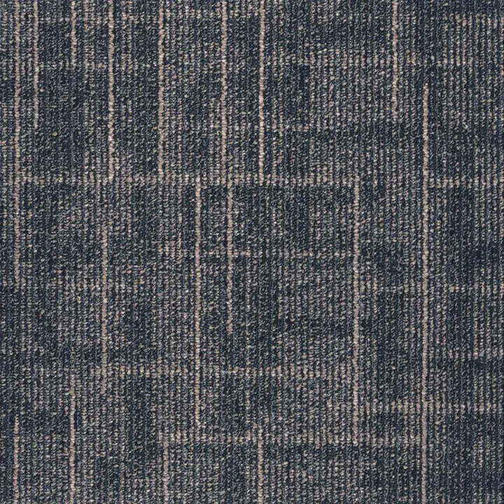 Wall-to-wall Carpet 439